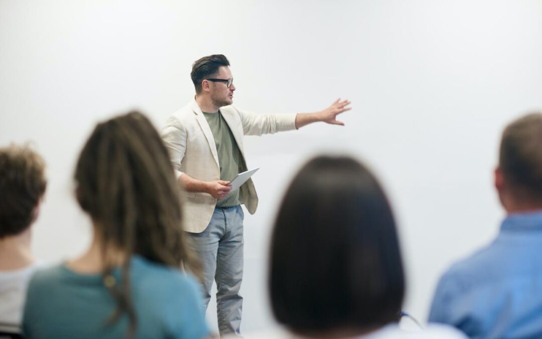 USEFUL HACKS ON GIVING A GREAT WORK PRESENTATION  