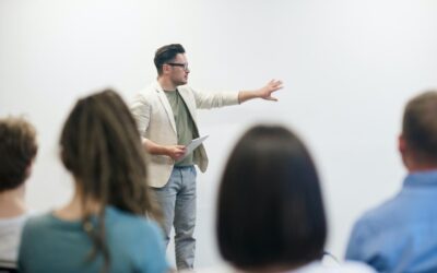 USEFUL HACKS ON GIVING A GREAT WORK PRESENTATION  
