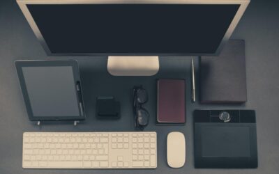 MAKE LIFE AT WORK EASIER WITH THESE ORGANIZING SKILLS